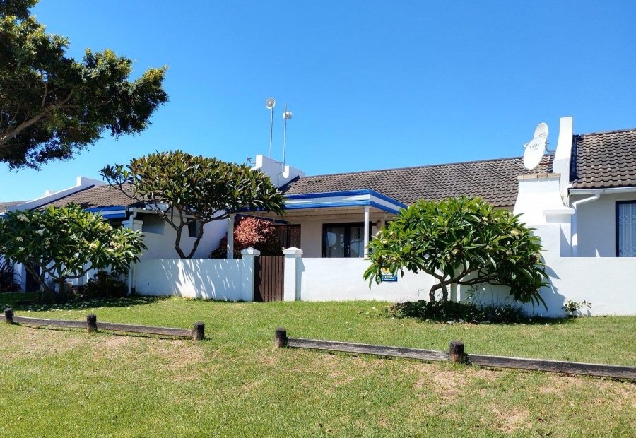 3 Bedroom Property for Sale in Paradise Beach Eastern Cape